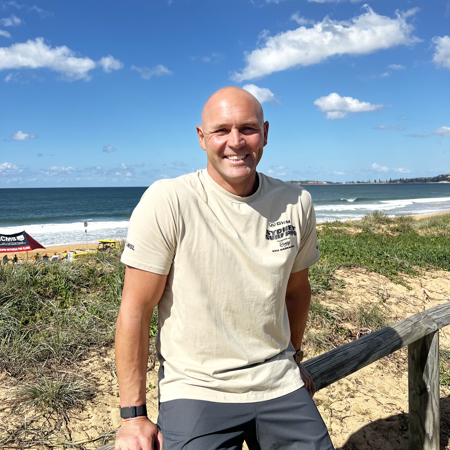 Sydney Surf Pro Adult Tee - Sand